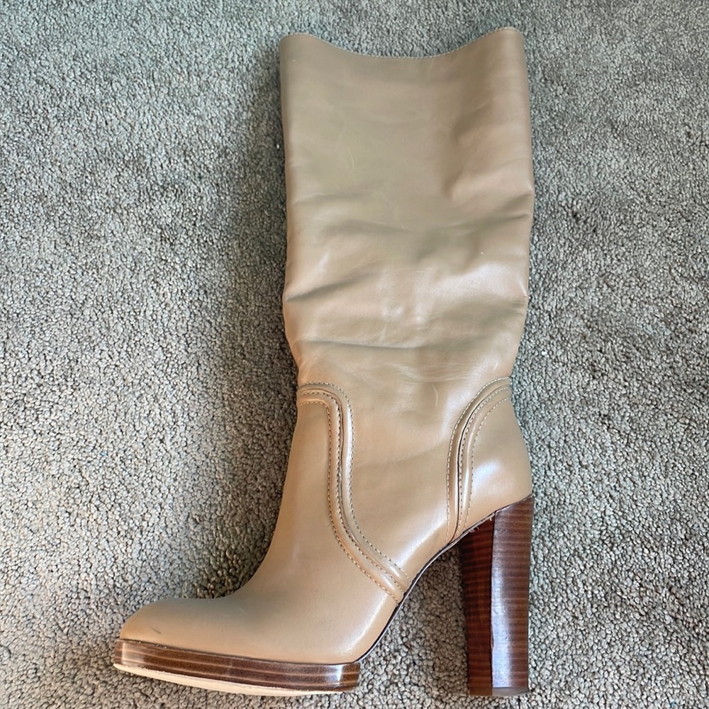 Michael Kors boots. Nice, soft leather. Very comfortable
